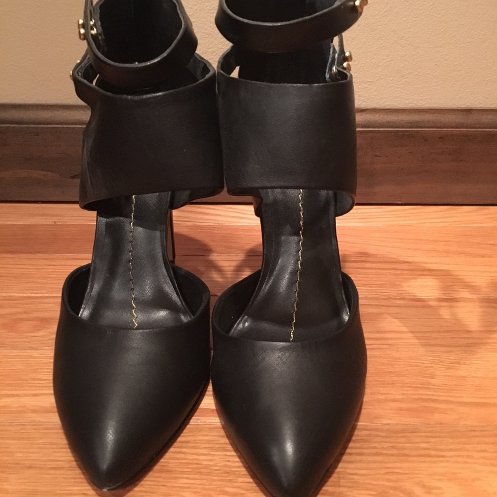 Women's Dolce Vita Black Leather Heels with Straps